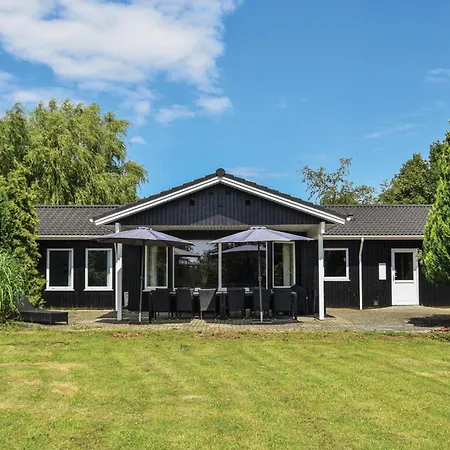Casa de Férias Cozy In With Sauna Nordenbro Vesteregn